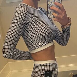 Astoria LUXE BALANCE Staple Sleeved Crop - Blue Lattice - Size Small